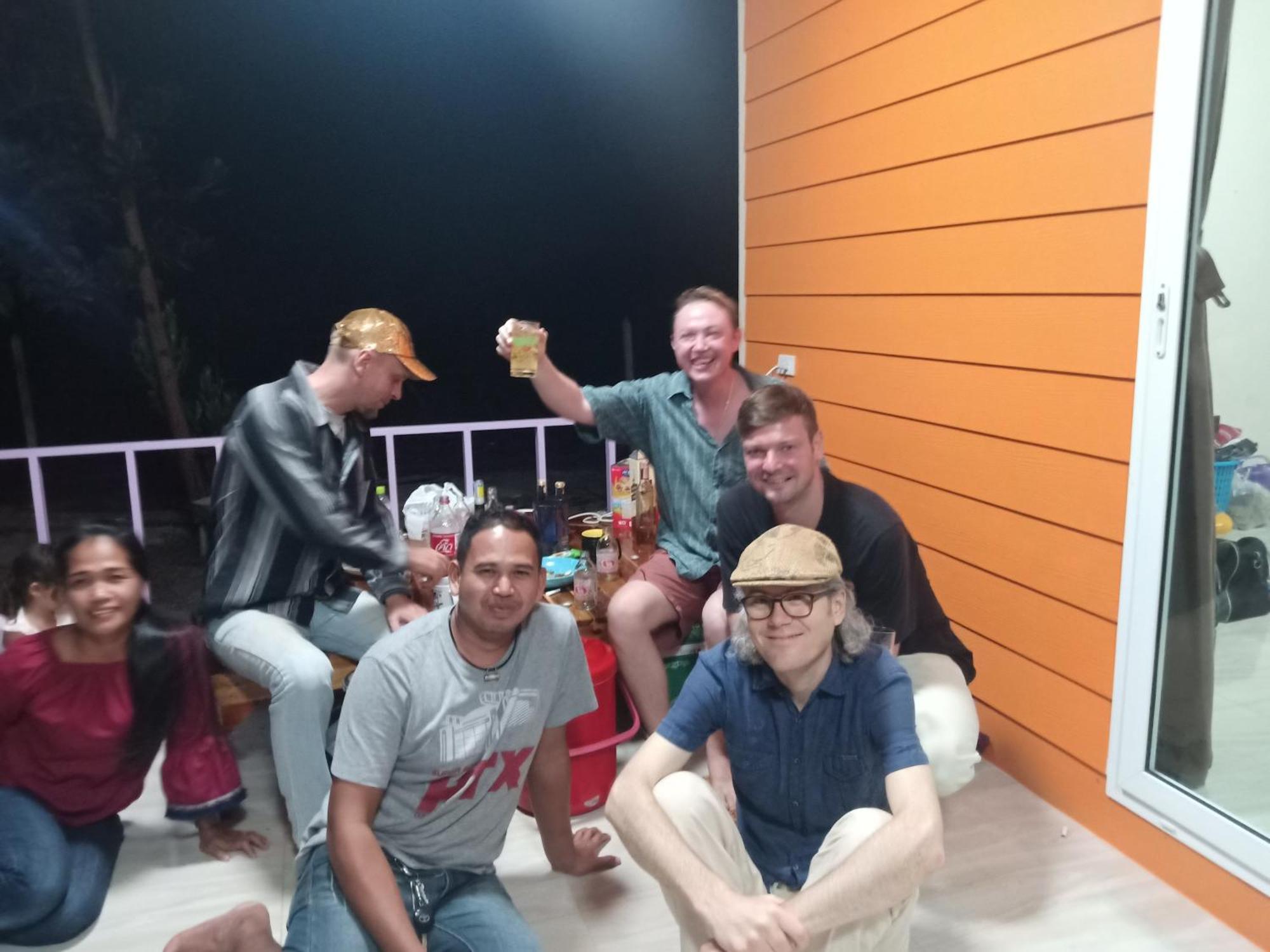 Win Gray Homestay Resort Pathiu Pokój zdjęcie