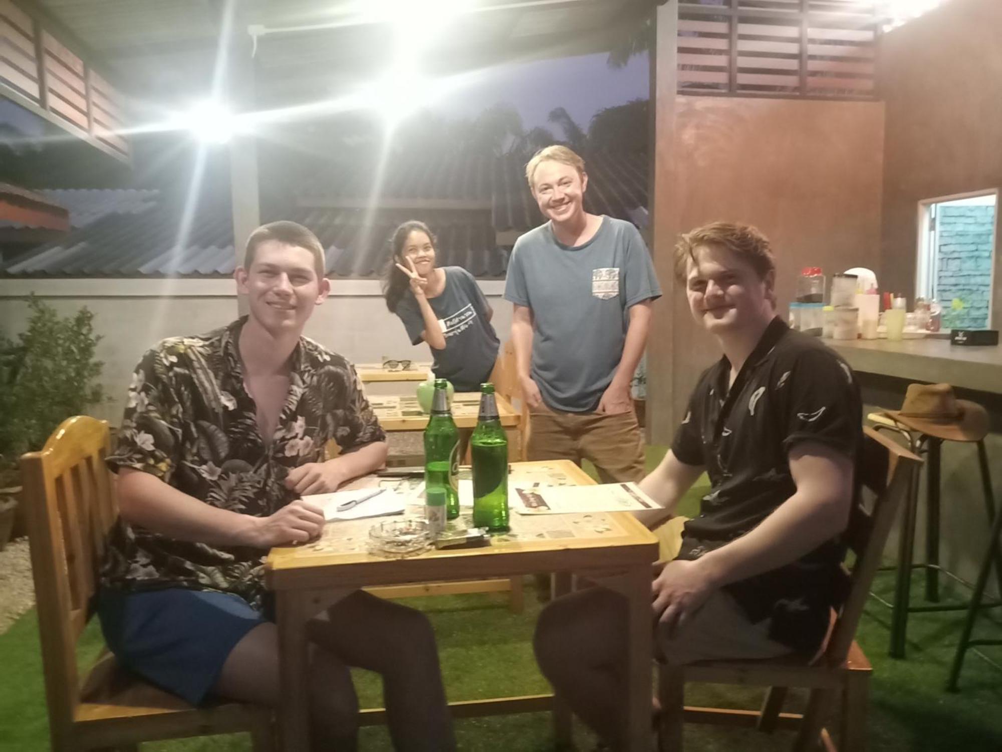 Win Gray Homestay Resort Pathiu Pokój zdjęcie